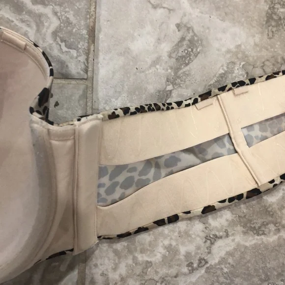 Cacique Cheetah Strapless Bra with Wire Size 44DD - Picture 11 of 13